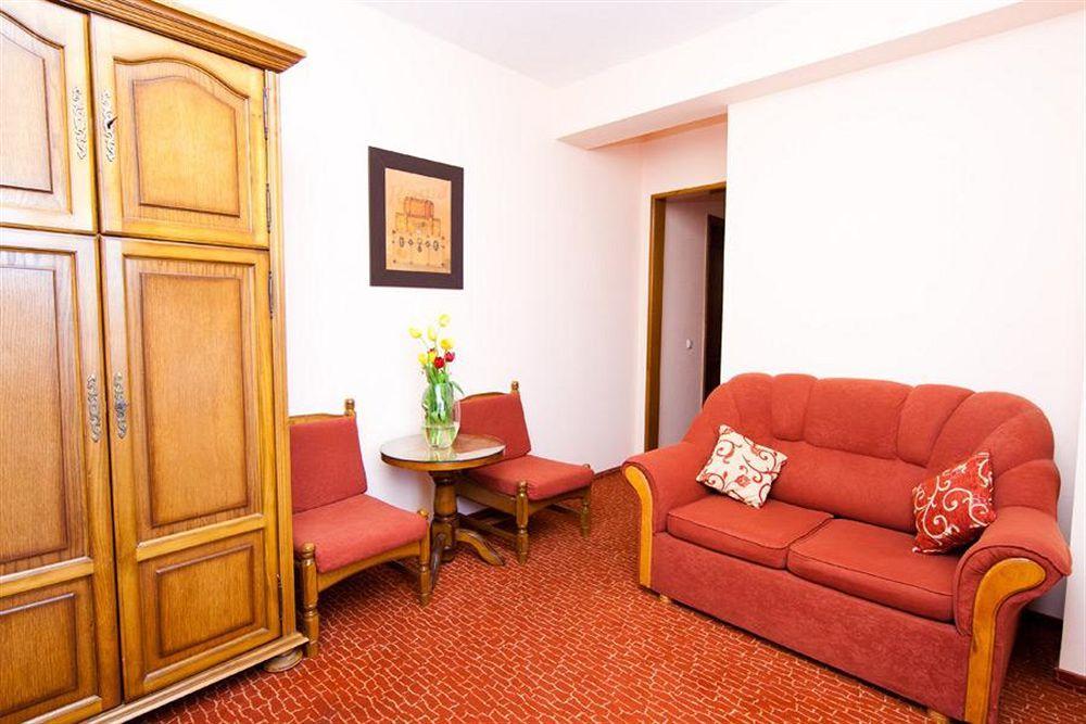 Hotel Onix Cluj Napoca Bagian luar foto