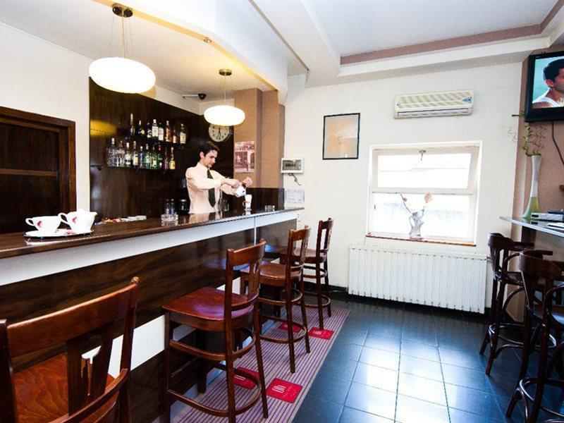 Hotel Onix Cluj Napoca Bagian luar foto